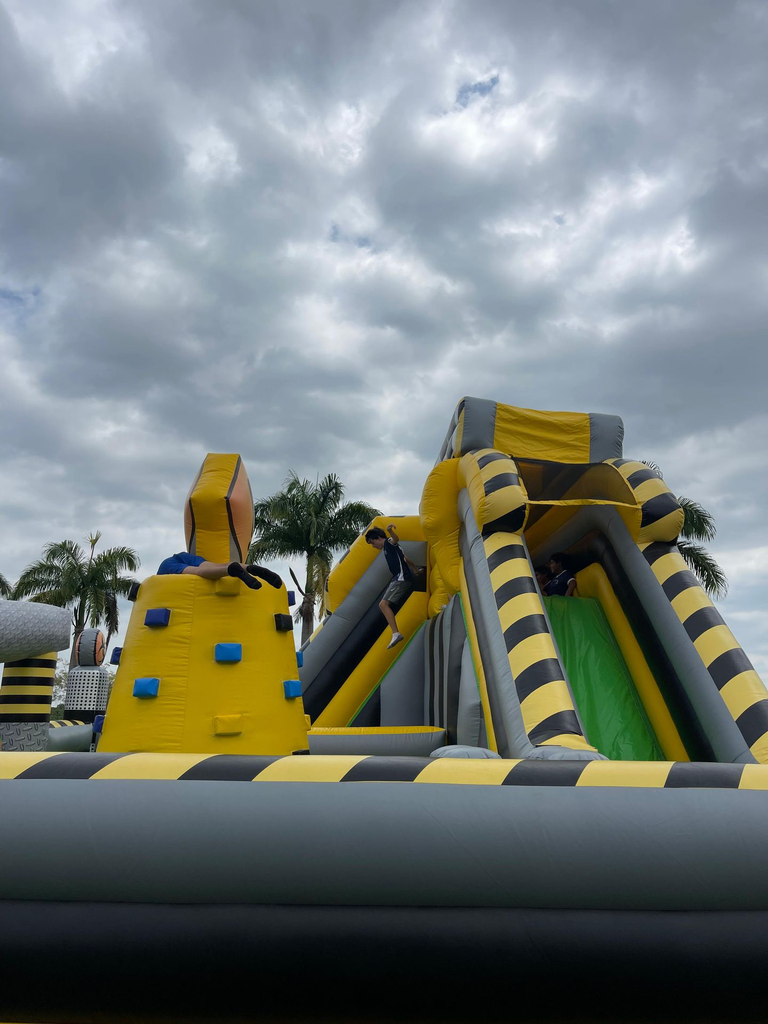 Atómico Resbaladera